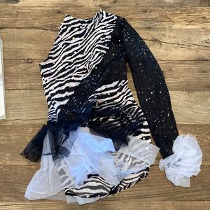 Teen girl dance costume